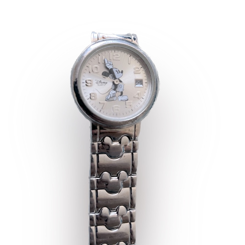 Disney Mickey Mouse silver watch w/stretchy band. Missing top pin & new battery.